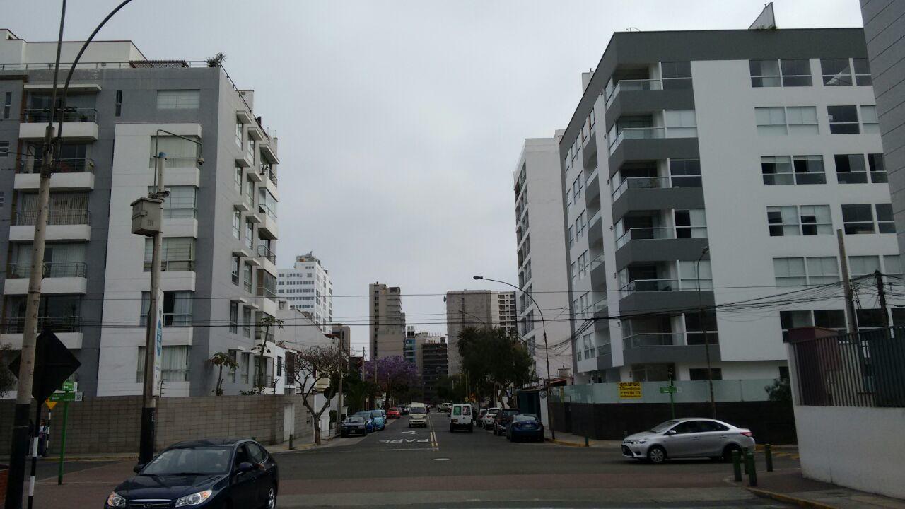 Cozy And Comfortable Home In Miraflores リマ エクステリア 写真
