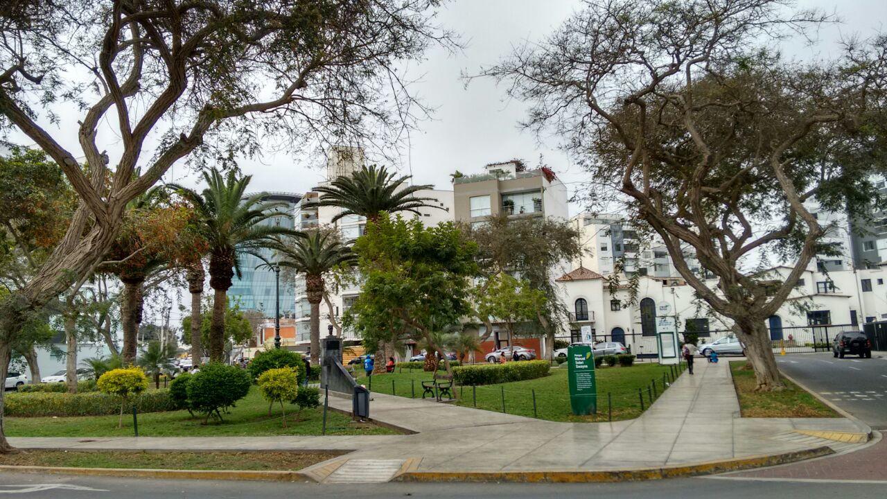 Cozy And Comfortable Home In Miraflores リマ エクステリア 写真